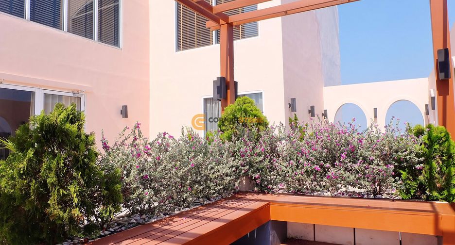For sale 5 bedrooms condo in Bang Lamung, Chonburi