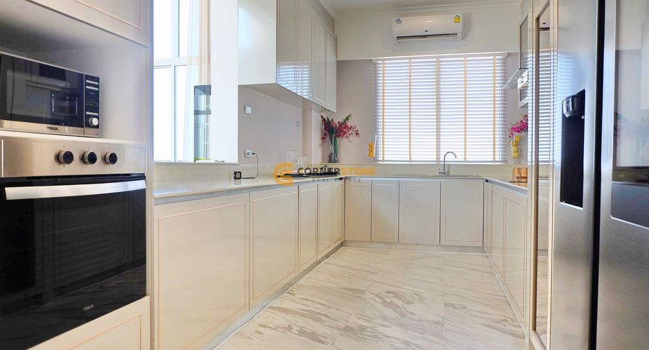 For sale 5 bedrooms condo in Bang Lamung, Chonburi