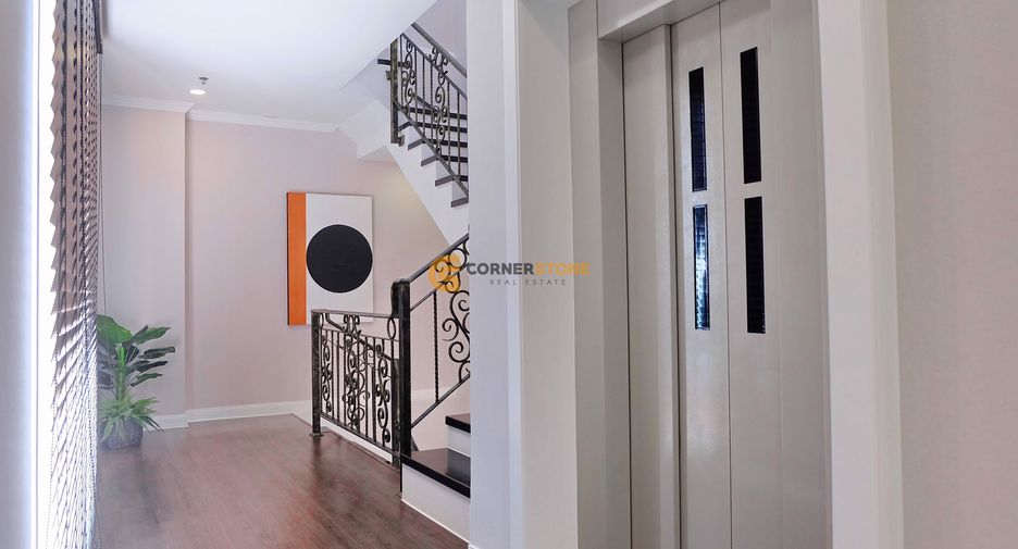 For sale 5 bedrooms condo in Bang Lamung, Chonburi