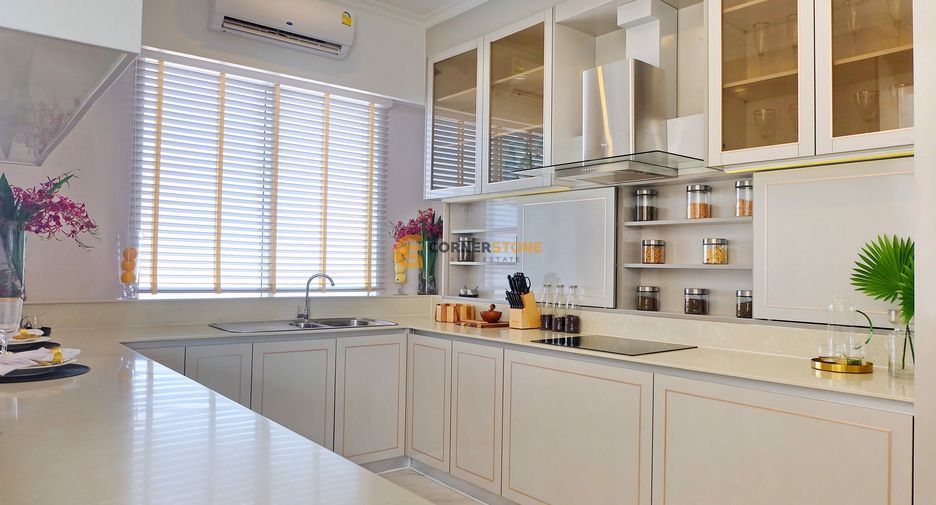 For sale 5 bedrooms condo in Bang Lamung, Chonburi