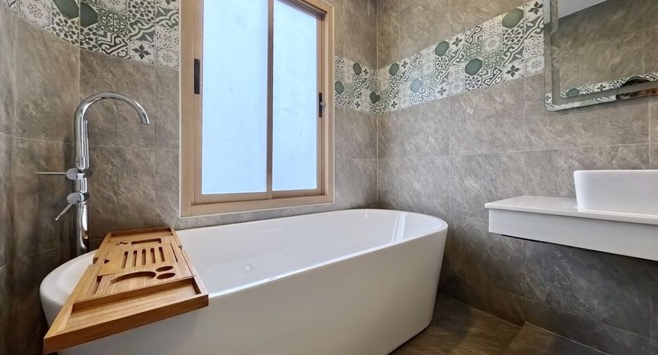 For sale 3 bedrooms house in Thalang, Phuket