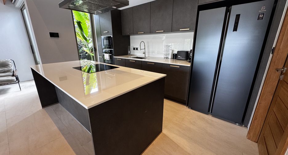 For rent 4 bedrooms villa in Thalang, Phuket