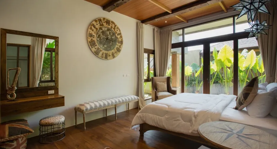 For rent 4 bedrooms villa in Mueang Phuket, Phuket