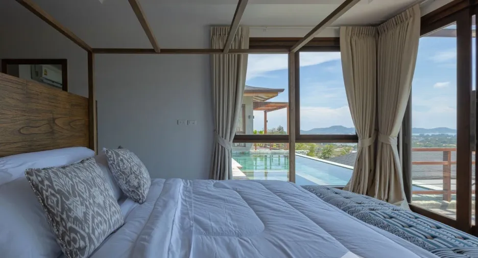 For rent 4 bedrooms villa in Mueang Phuket, Phuket
