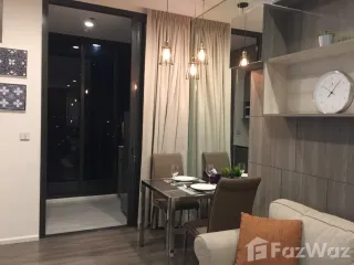 Condo en alquiler de 1 habitaciones en Bang Na, Bangkok