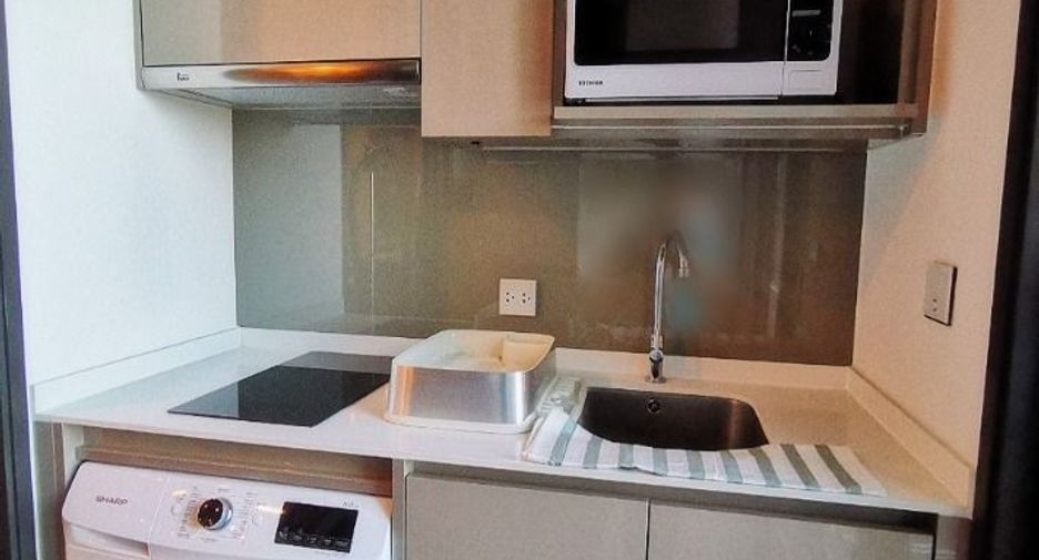 Wohnung zur Miete mit 1 Zimmer in Bang Na, Bangkok