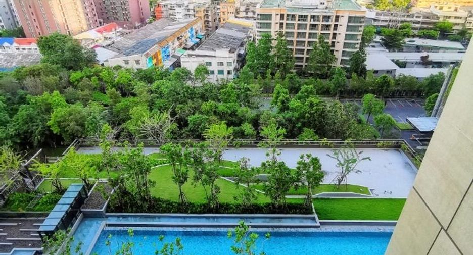Condo en alquiler de 1 habitaciones en Bang Na, Bangkok