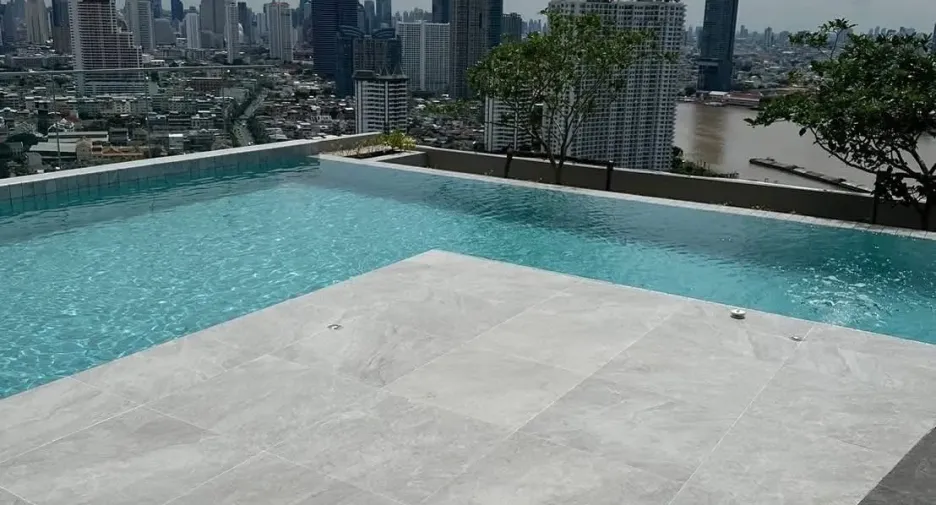 For rent 1 bed condo in Thon Buri, Bangkok