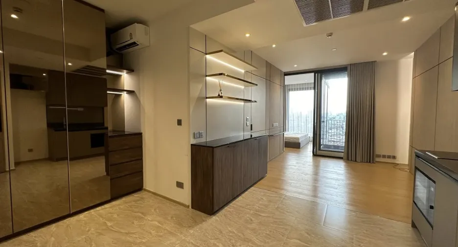 Продажа 1 кровать кондо в Хуаи Кхщанг, Бангкок