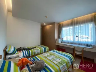 For rent and for sale 3 bedrooms condo in Phra Khanong, Bangkok