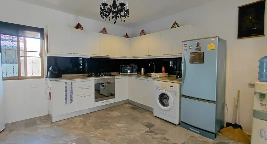 Haus zum Kauf mit 3 Zimmer in Cha Am, Phetchaburi