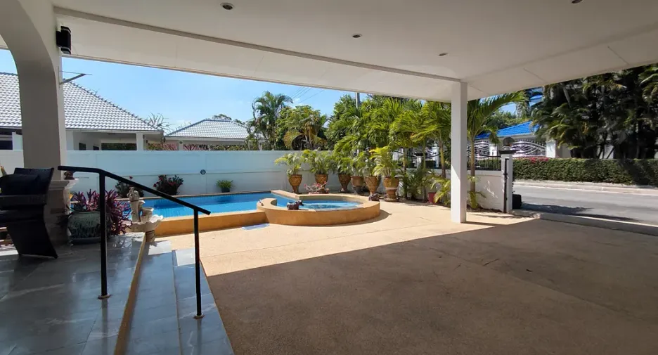 Haus zum Kauf mit 3 Zimmer in Cha Am, Phetchaburi