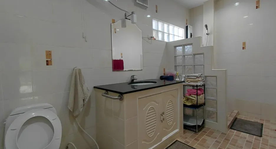 Haus zum Kauf mit 3 Zimmer in Cha Am, Phetchaburi