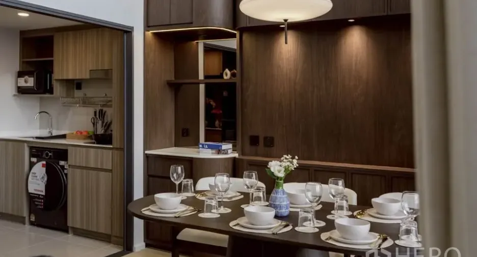 For rent 3 bedrooms condo in Khlong Toei, Bangkok