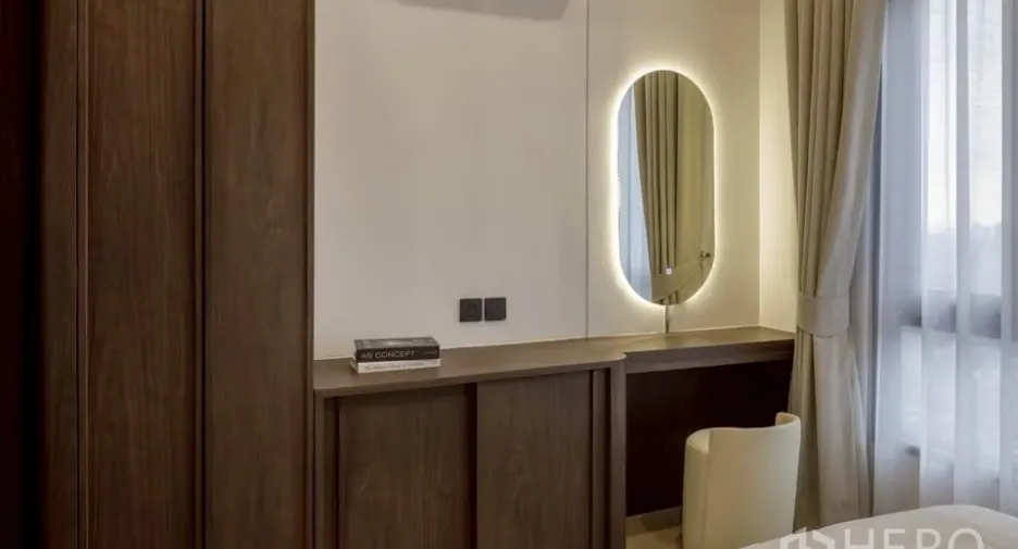 For rent 3 bedrooms condo in Khlong Toei, Bangkok