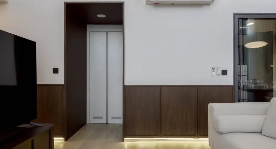 For rent 3 bedrooms condo in Khlong Toei, Bangkok