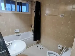 出租 2 卧室 公寓 在 Khlong Toei, 曼谷