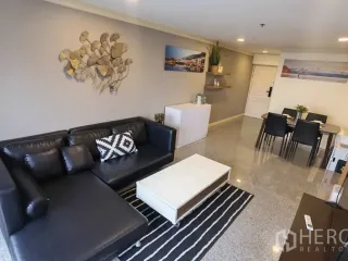 出租 2 卧室 公寓 在 Khlong Toei, 曼谷