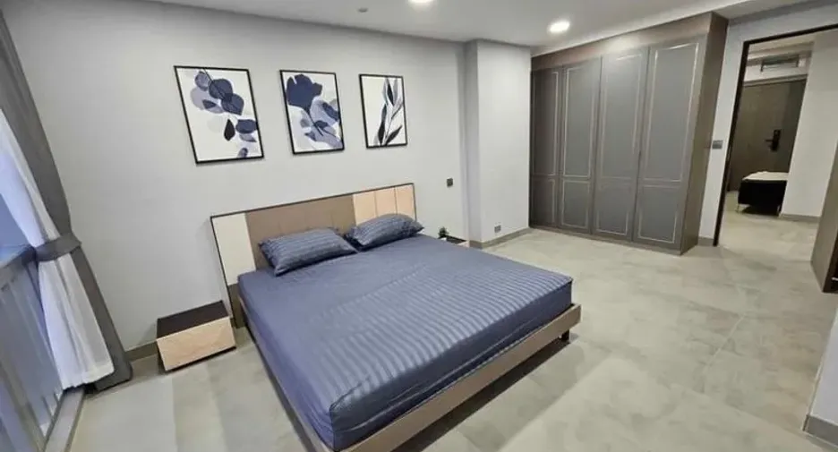 For rent and for sale 3 bedrooms condo in Khlong Toei, Bangkok