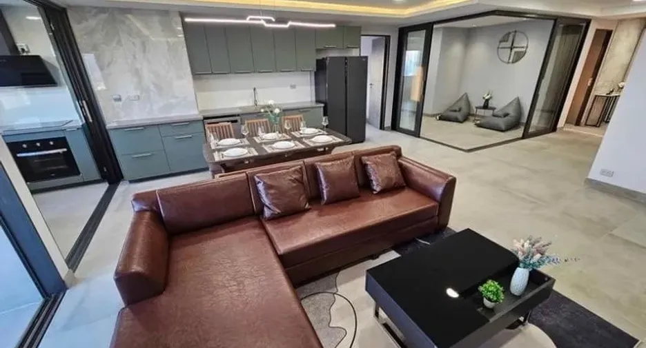 For rent and for sale 3 bedrooms condo in Khlong Toei, Bangkok