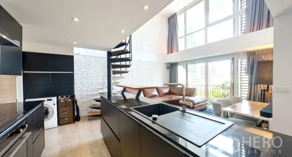 For rent 2 bedrooms condo in Watthana, Bangkok