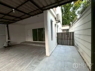 出租 3 卧室 联排别墅 在 Suan Luang, 曼谷