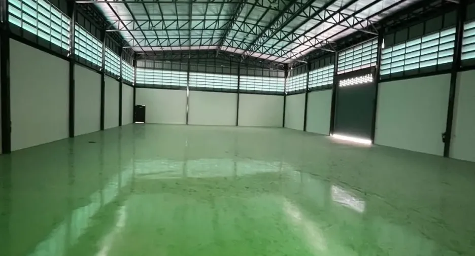 Almacén en venta en Sam Phran, Nakhon Pathom