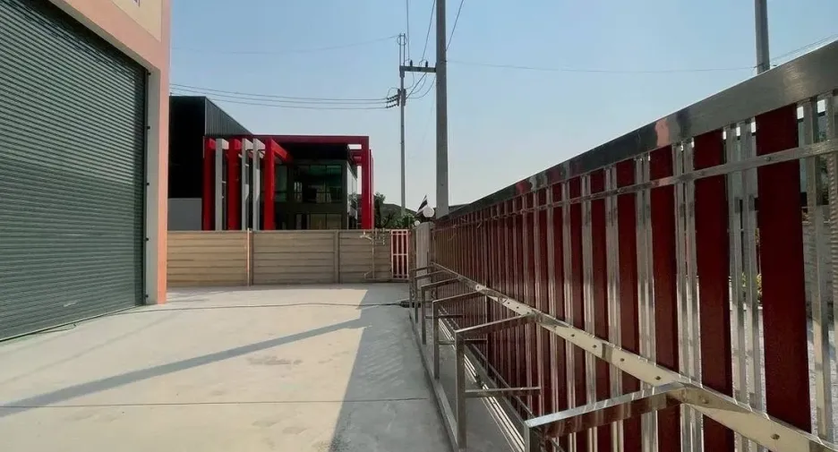 Almacén en venta en Sam Phran, Nakhon Pathom