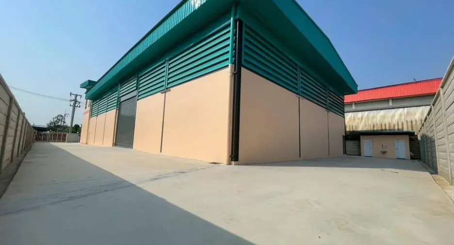 Almacén en venta en Sam Phran, Nakhon Pathom