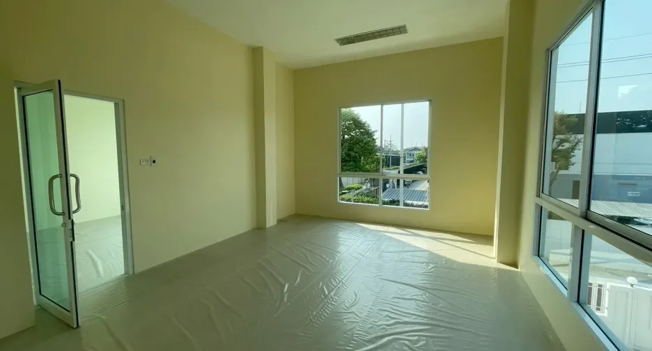 Almacén en venta en Sam Phran, Nakhon Pathom