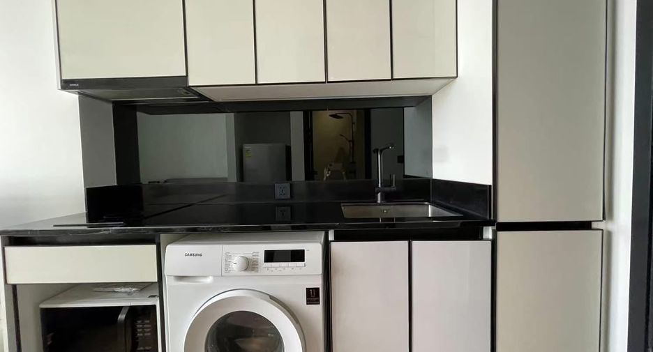 For rent studio condo in Khlong San, Bangkok