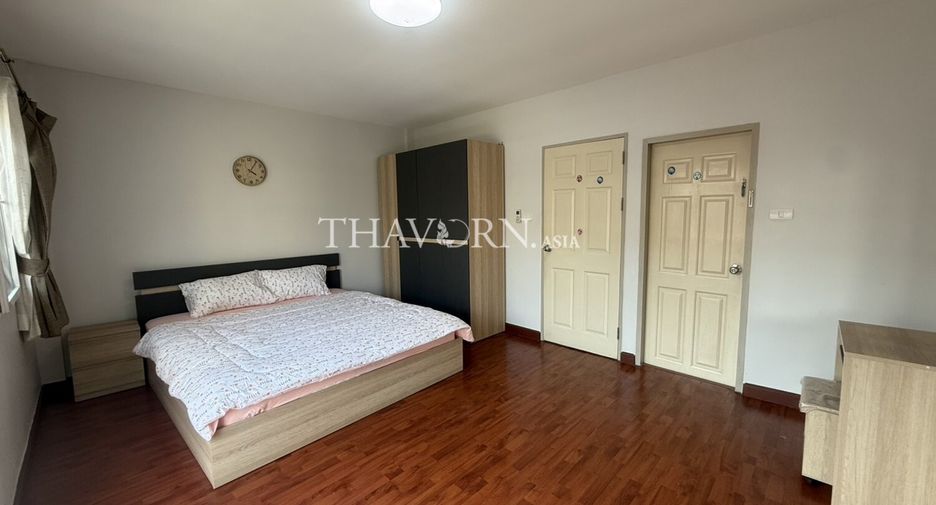 For sale 4 bedrooms house in Bang Lamung, Chonburi