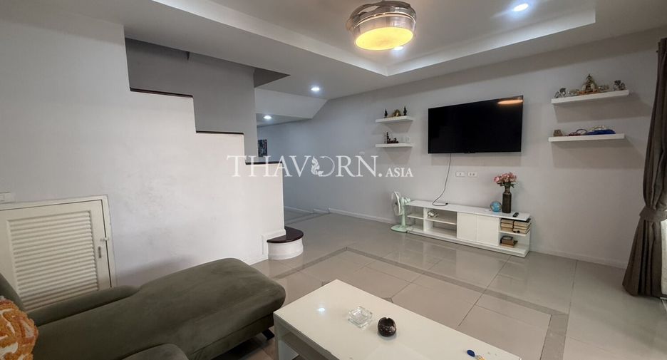 For sale 4 bedrooms house in Bang Lamung, Chonburi