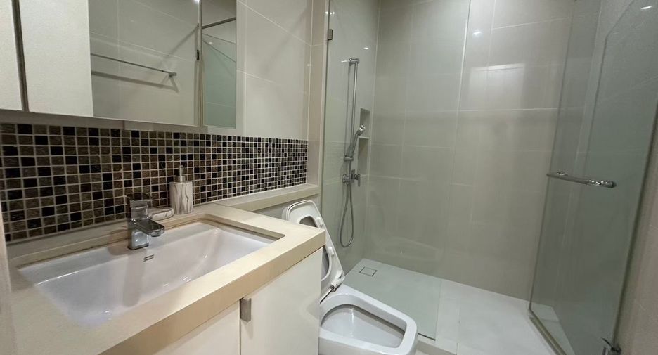 For rent 2 bedrooms condo in Chatuchak, Bangkok