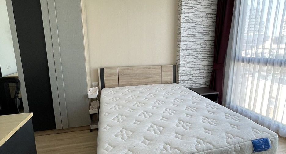 For sale 2 bedrooms condo in Huai Khwang, Bangkok