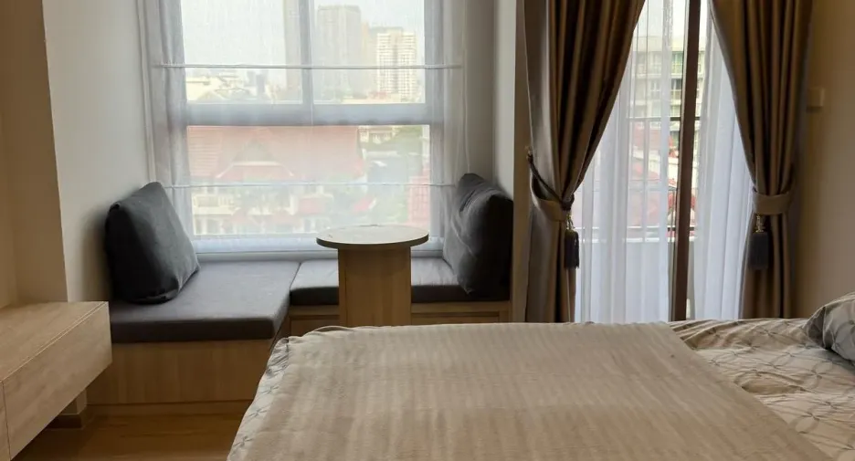 For rent studio condo in Watthana, Bangkok