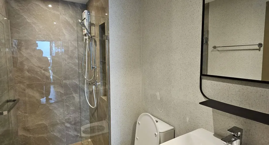 For rent 1 bed condo in Phra Khanong, Bangkok