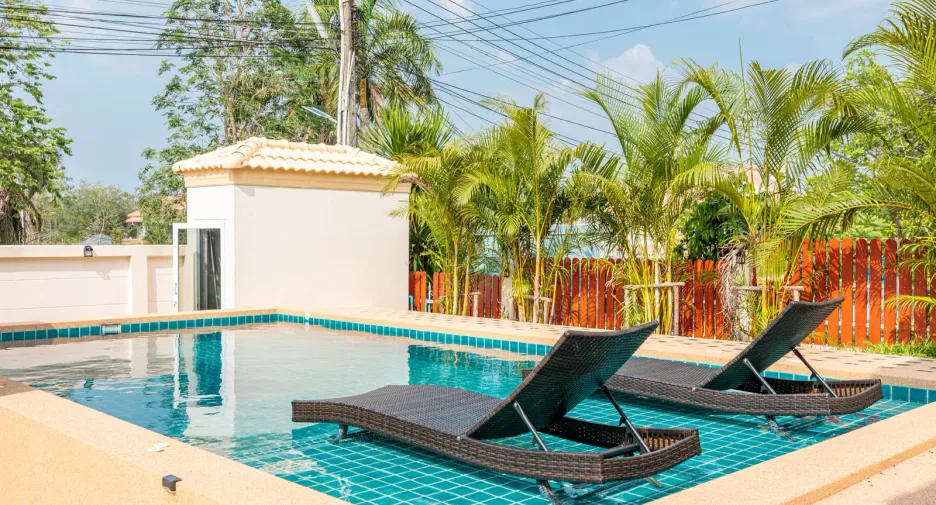 For sale 5 bedrooms villa in Bang Lamung, Chonburi