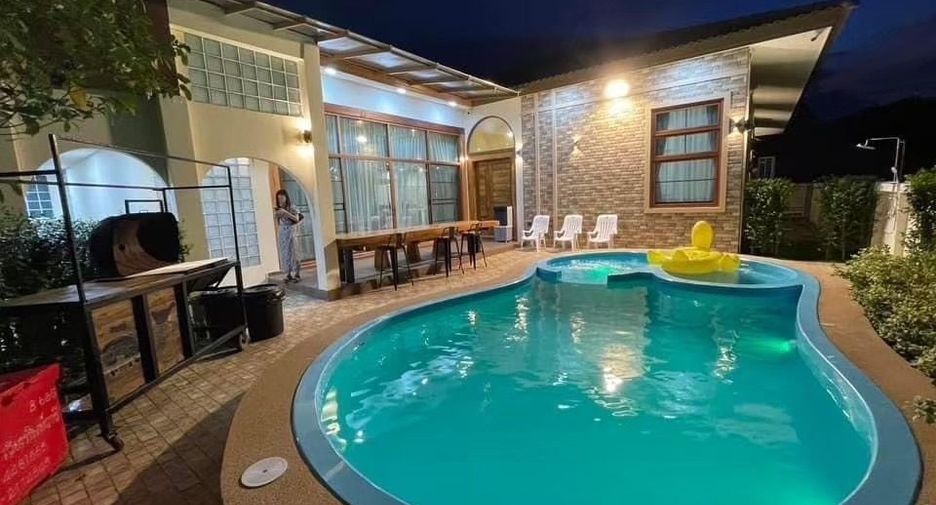 Villa en venta de 4 habitaciones en San Sai, Chiang Mai
