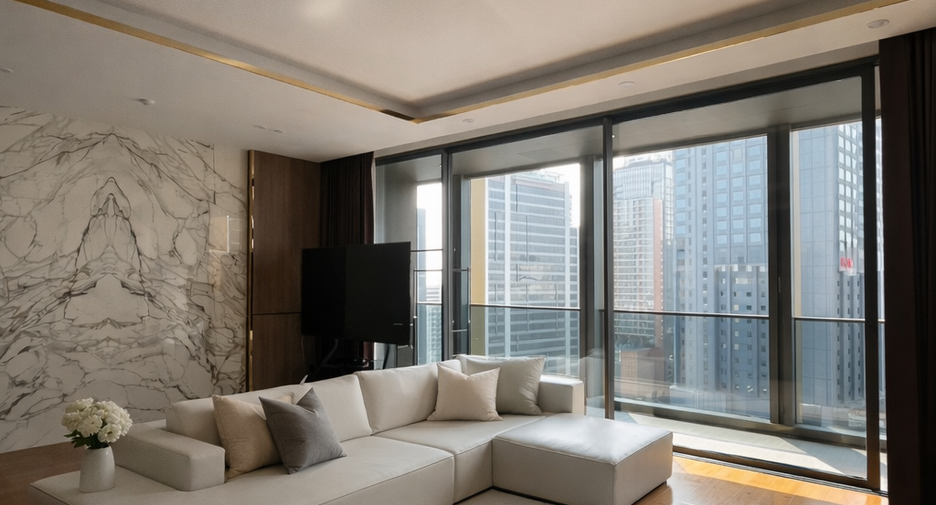 For sale 2 bedrooms condo in Khlong Toei, Bangkok