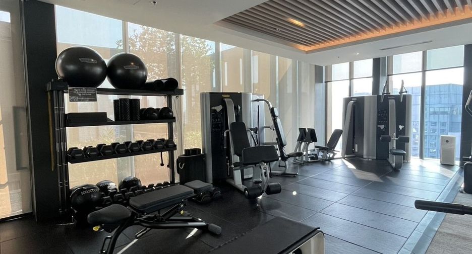 For sale 2 bedrooms condo in Khlong Toei, Bangkok