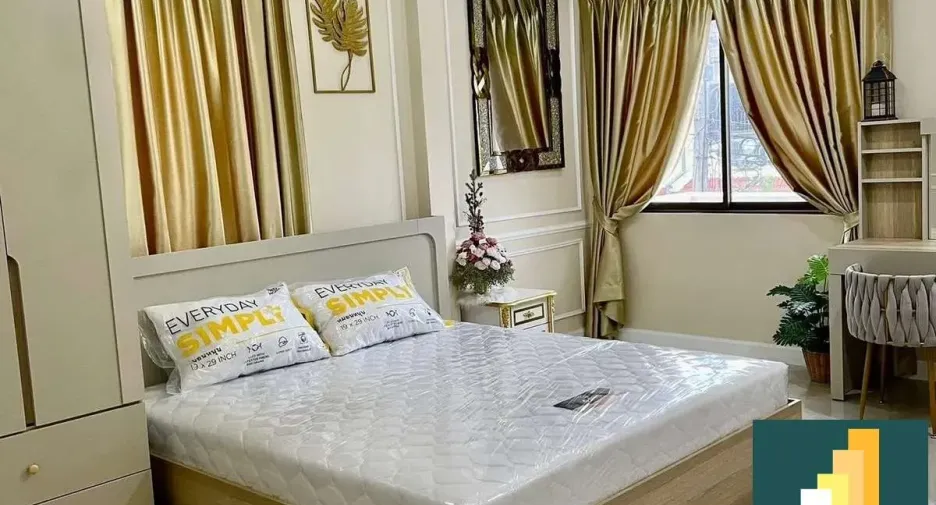 For rent and for sale 5 bedrooms house in Bang Lamung, Chonburi