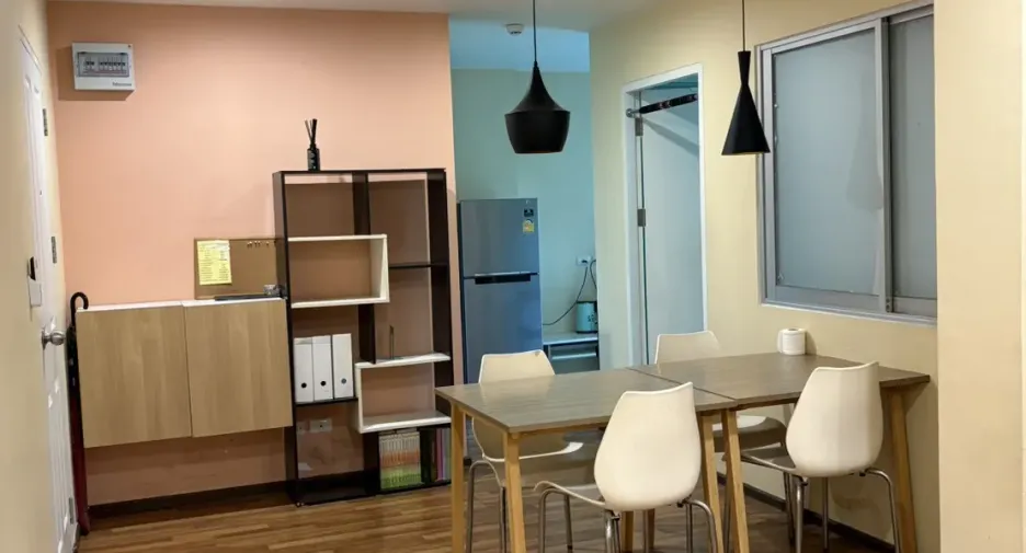 For rent 2 bedrooms condo in Bang Kapi, Bangkok
