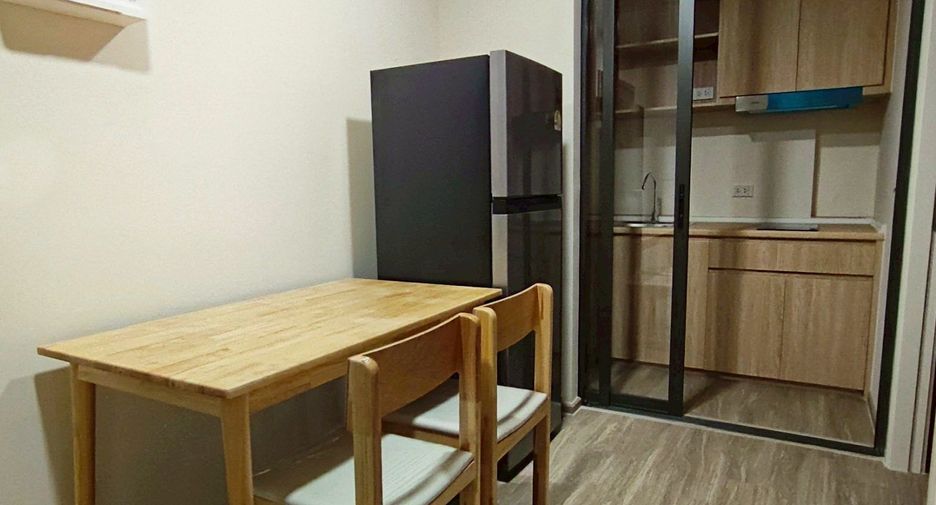 For rent 2 bedrooms condo in Phra Khanong, Bangkok