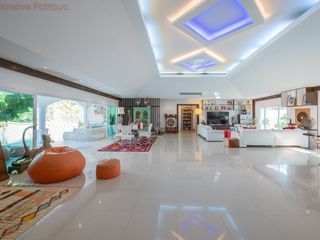 Haus zum Kauf mit 4 Zimmer in Bang Lamung, Chonburi