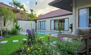 For rent 4 bedrooms villa in Bang Lamung, Chonburi