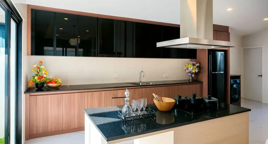 Villa en venta de 4 habitaciones en Bang Lamung, Chonburi