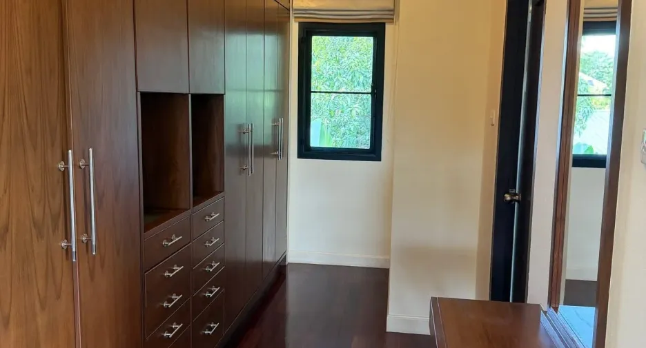 For rent 4 bedrooms house in Hang Dong, Chiang Mai