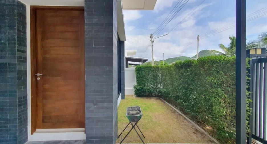 For sale and for rent 2 bedrooms house in Hua Hin, Prachuap Khiri Khan