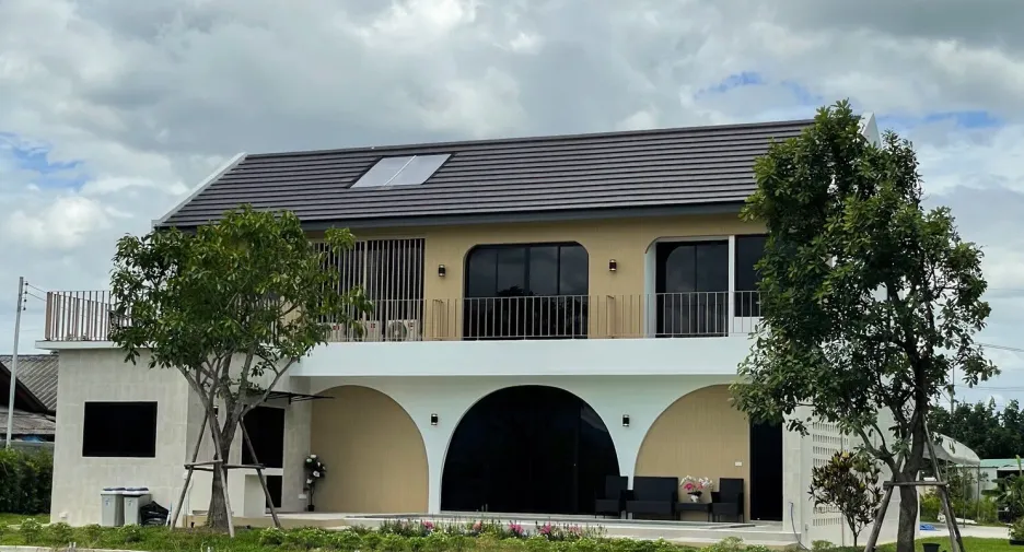 For sale and for rent 4 bedrooms villa in Hang Dong, Chiang Mai